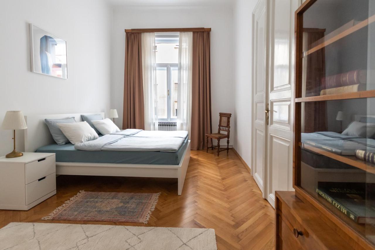 Apartment Herzer Zagreb Exterior photo