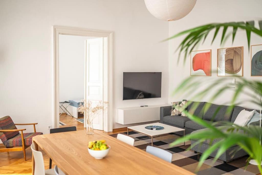 Apartment Herzer Zagreb Exterior photo