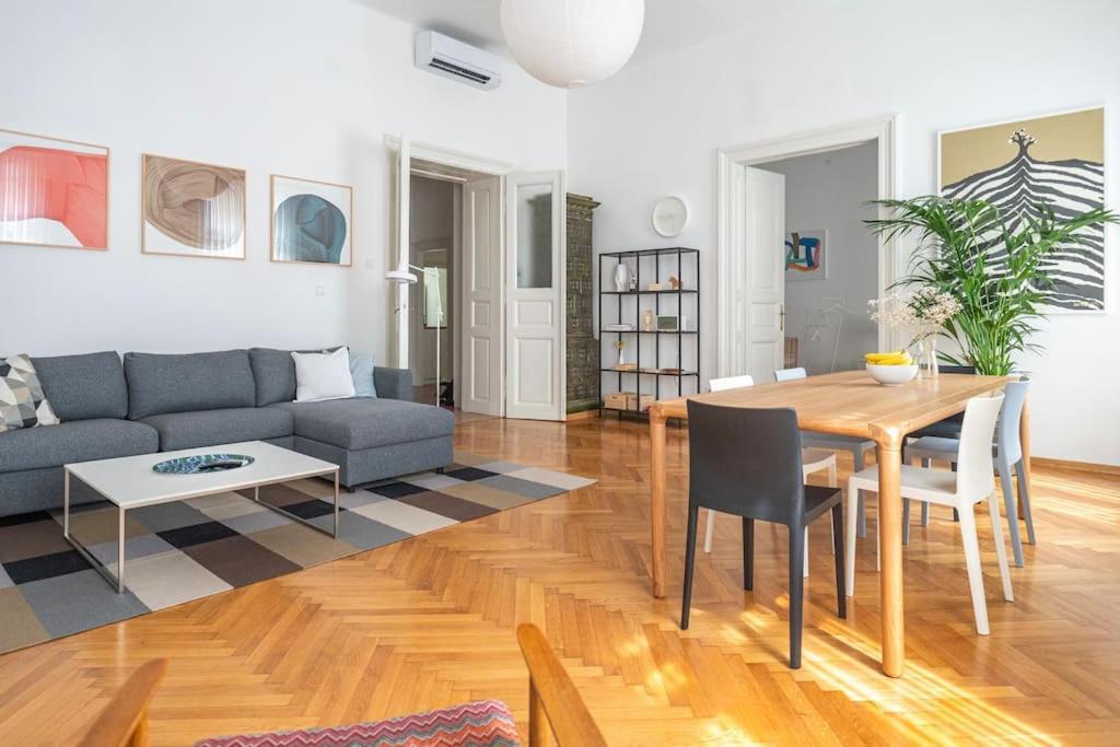 Apartment Herzer Zagreb Exterior photo